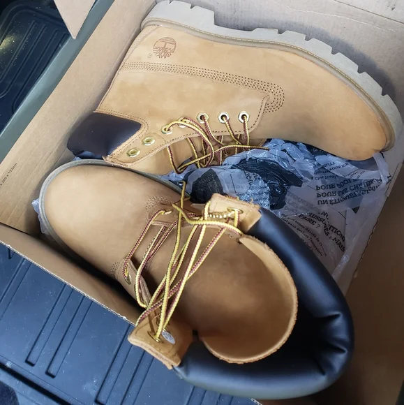Wheat timberland boots - Picture 2 of 2